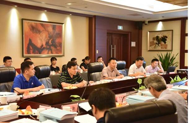 http://jxxy.hfut.edu.cn/_upload/images/20180703_082217_445.jpg