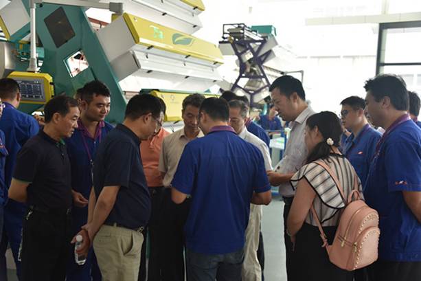 http://jxxy.hfut.edu.cn/_upload/images/20180929_043730_658.jpg