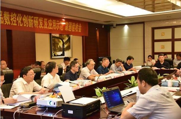 http://jxxy.hfut.edu.cn/_upload/images/20180703_082148_429.jpg