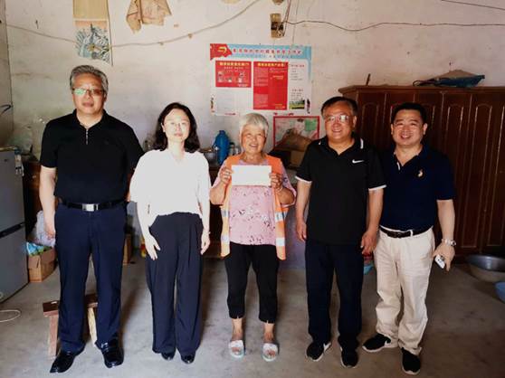 http://news.hfut.edu.cn/__local/5/17/21/E5B299E003C3CEE64AFA52813AF_90FF5B5E_1F680.jpg?e=.jpg